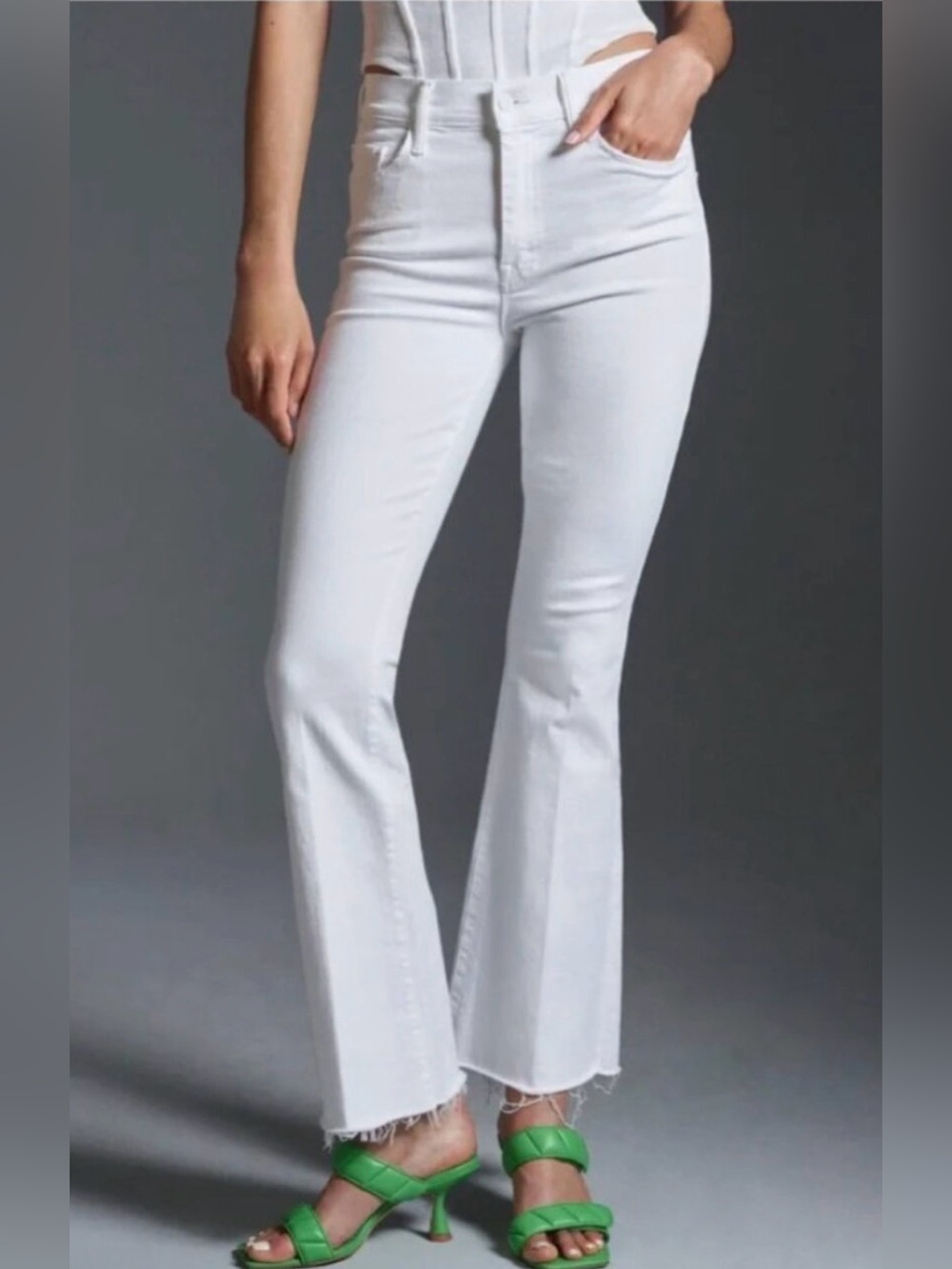 MOTHER "The Weekender Fray" White Flare Jeans Size 25